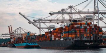 cargo for transporting vehicles 1